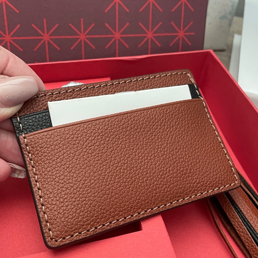 🌟Fossil Brown Leather CARD Wallet and Tassel Keychain Set🌟NWT - Picture 7 of 10
